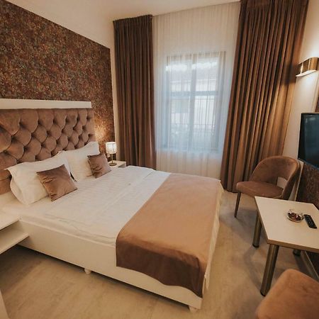 Hotel Marabella Sibiu Dış mekan fotoğraf