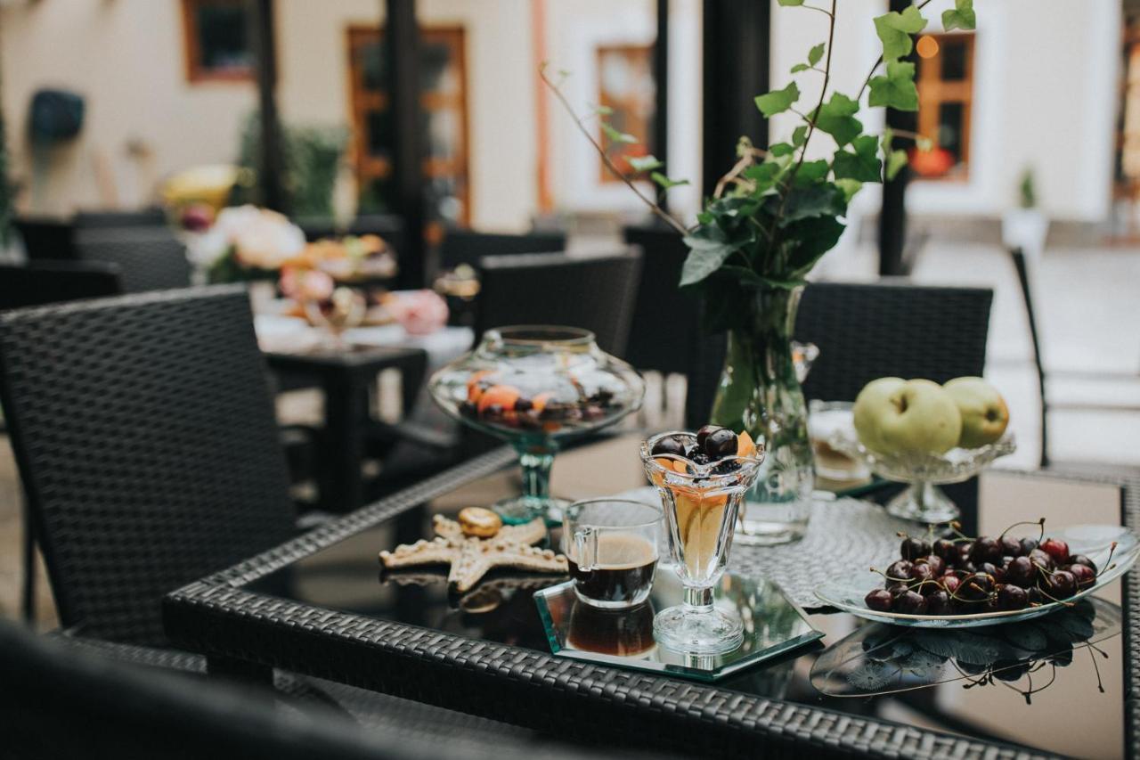 Hotel Marabella Sibiu Dış mekan fotoğraf