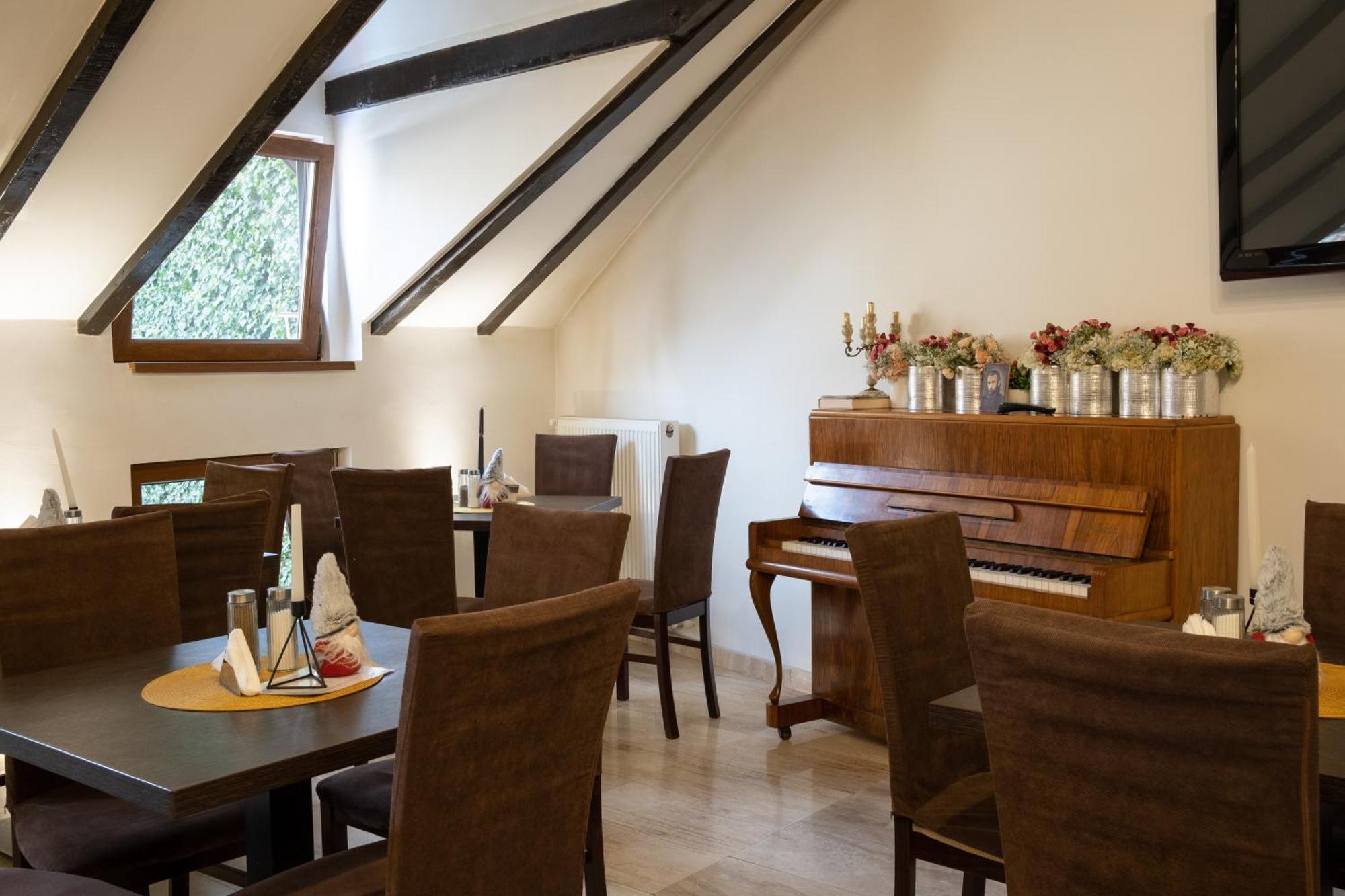 Hotel Marabella Sibiu Dış mekan fotoğraf