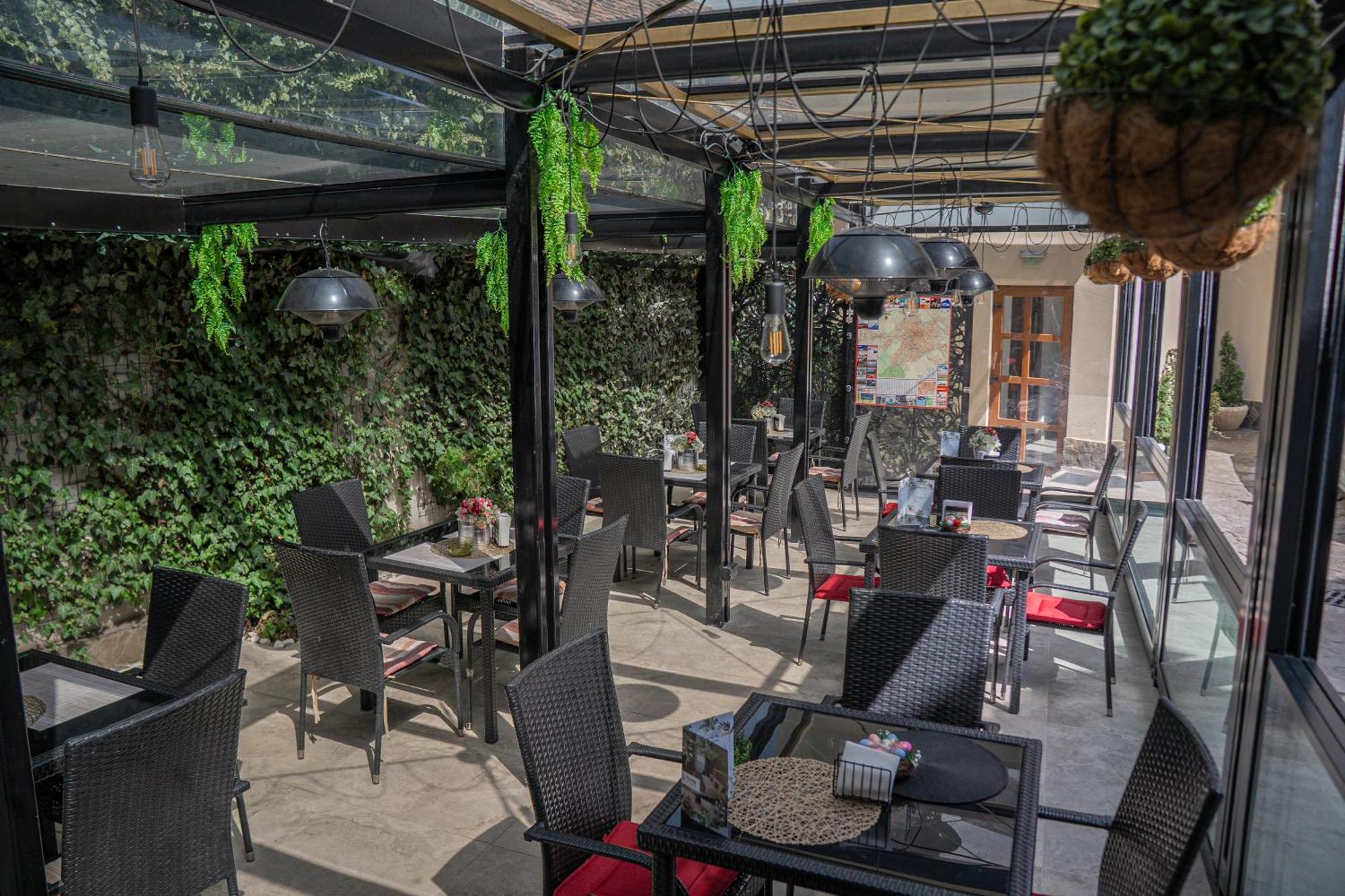 Hotel Marabella Sibiu Dış mekan fotoğraf