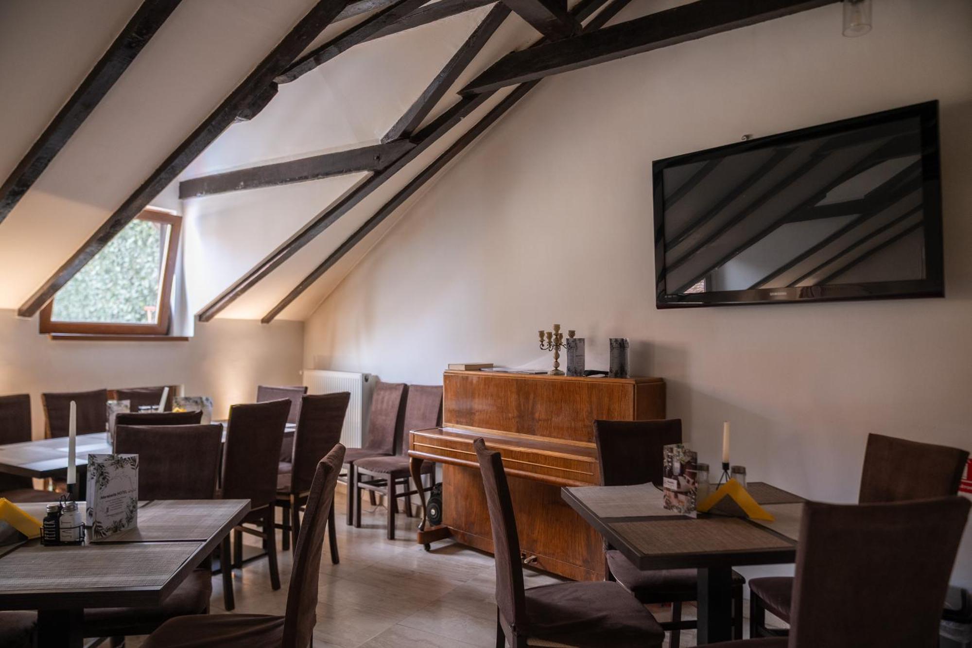 Hotel Marabella Sibiu Dış mekan fotoğraf